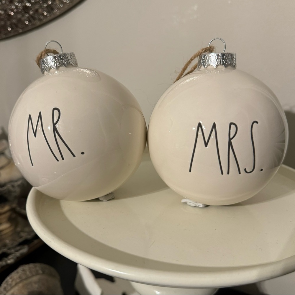 Large Ball Rae Dunn Holiday Ornament Set